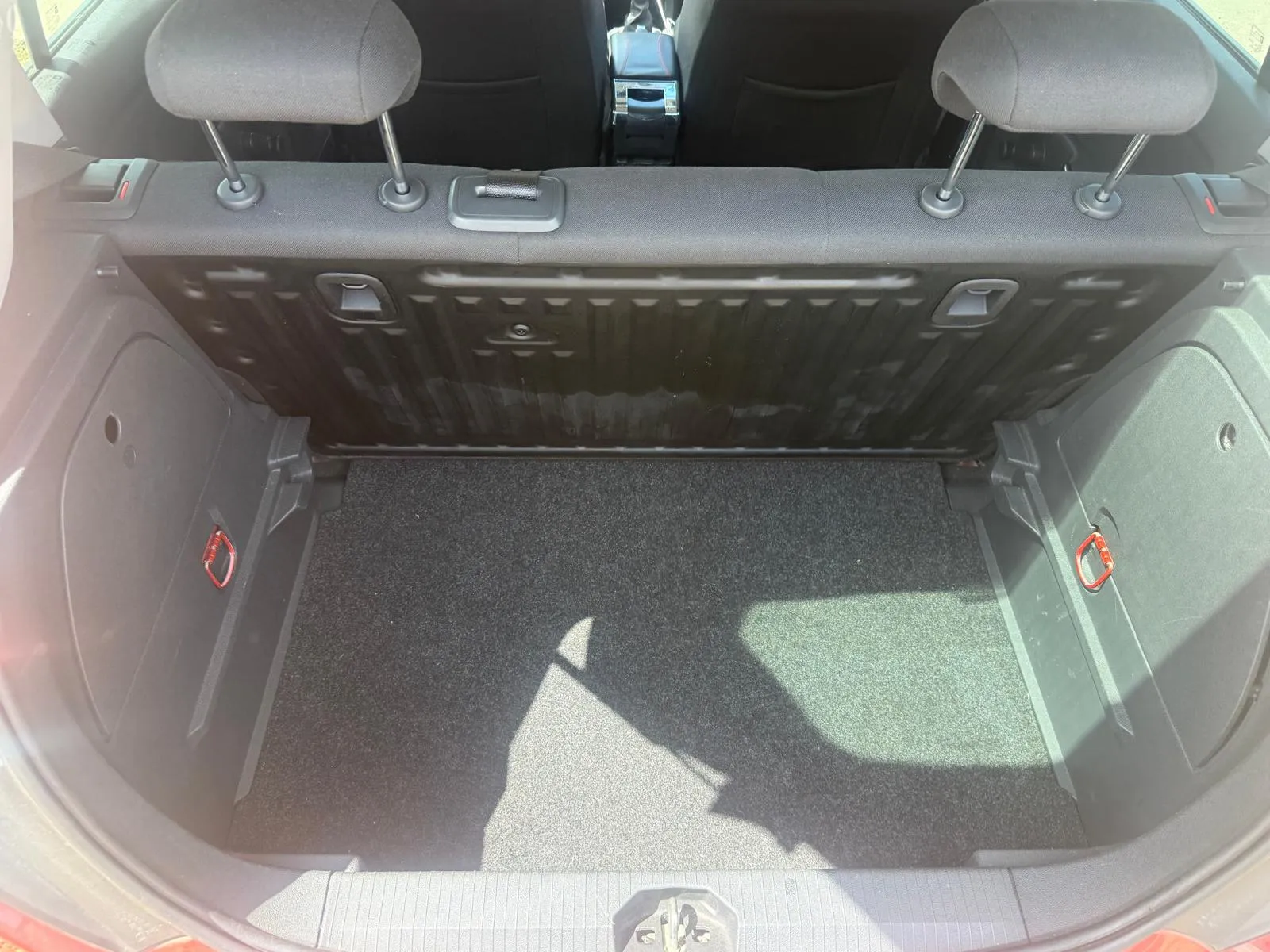 vehicle-media-11