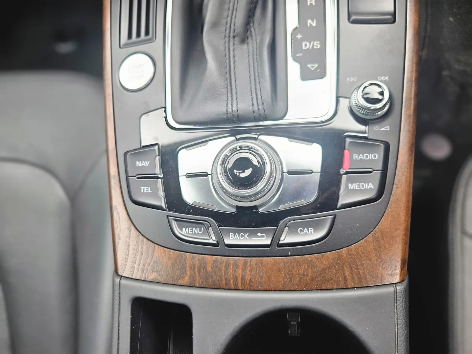 vehicle-media-25