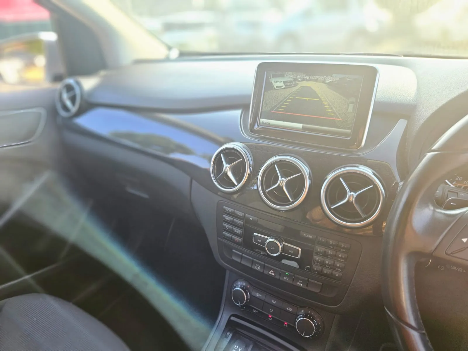 vehicle-media-25