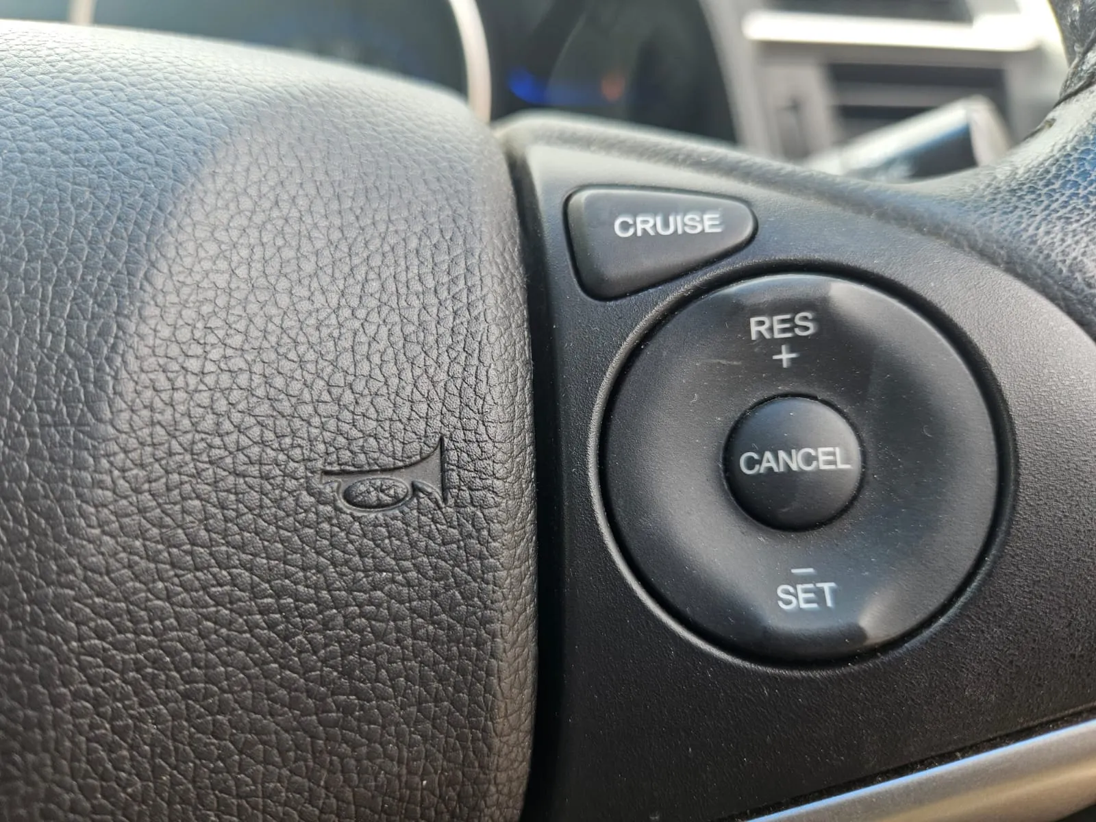 vehicle-media-23