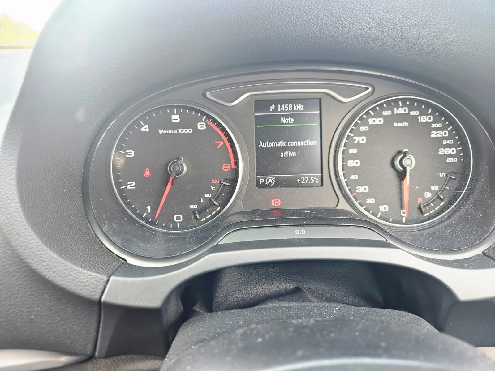 vehicle-media-30