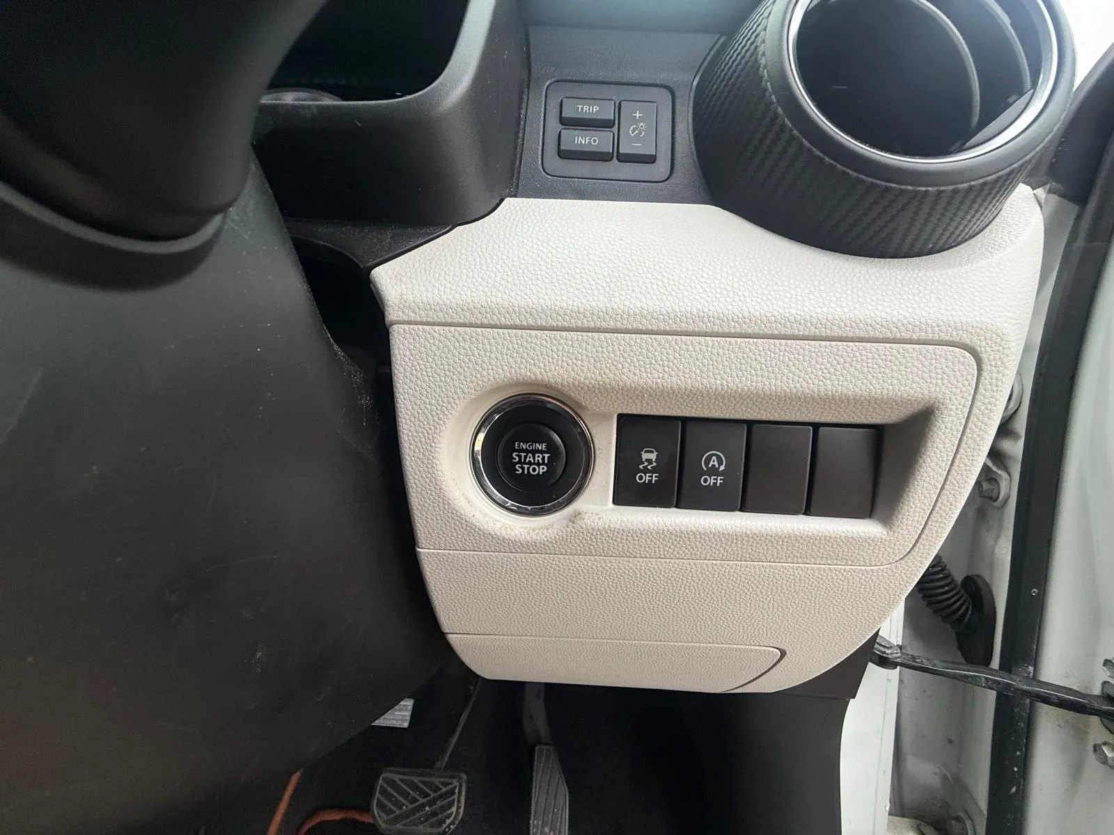 vehicle-media-14