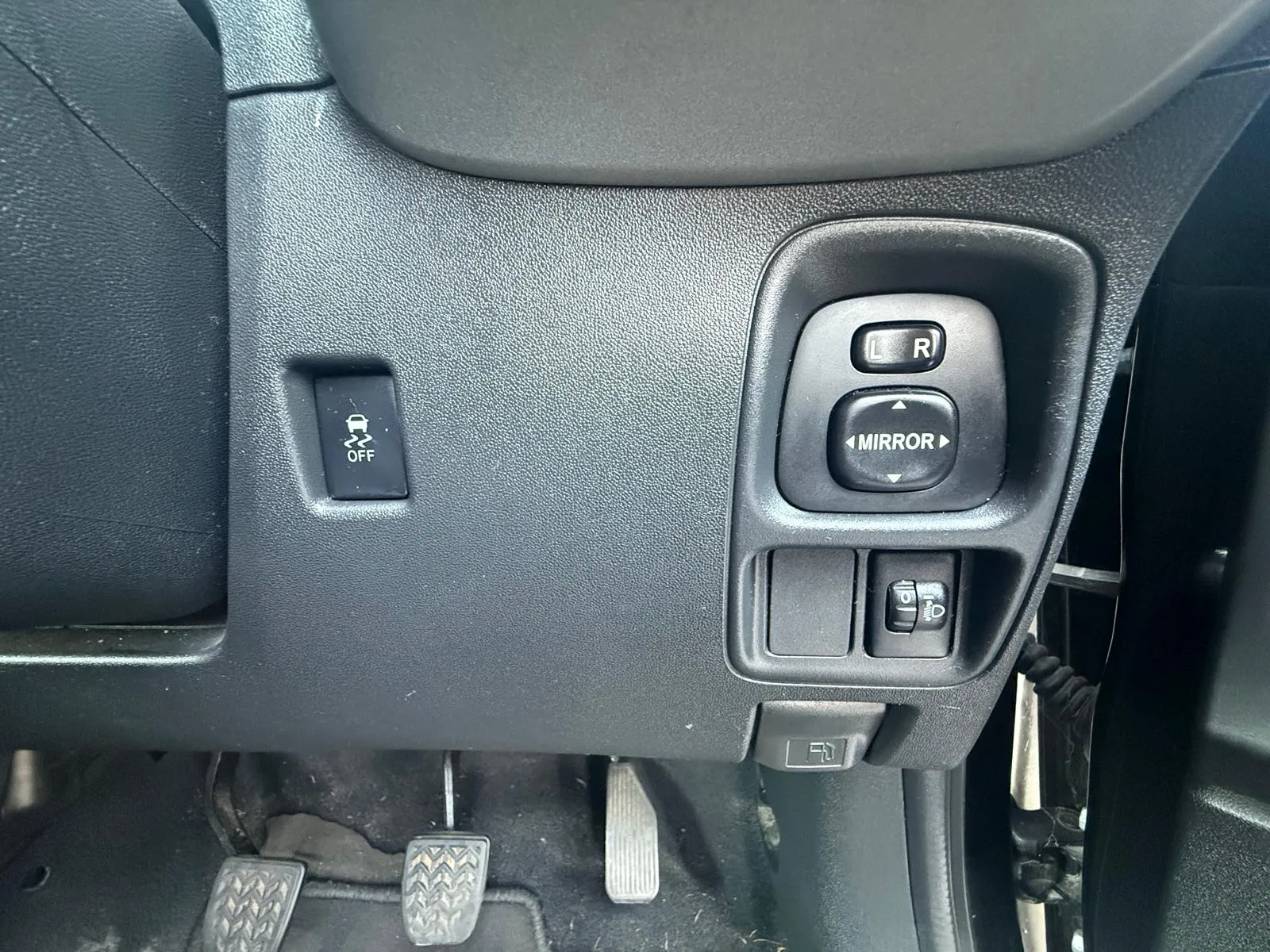 vehicle-media-26