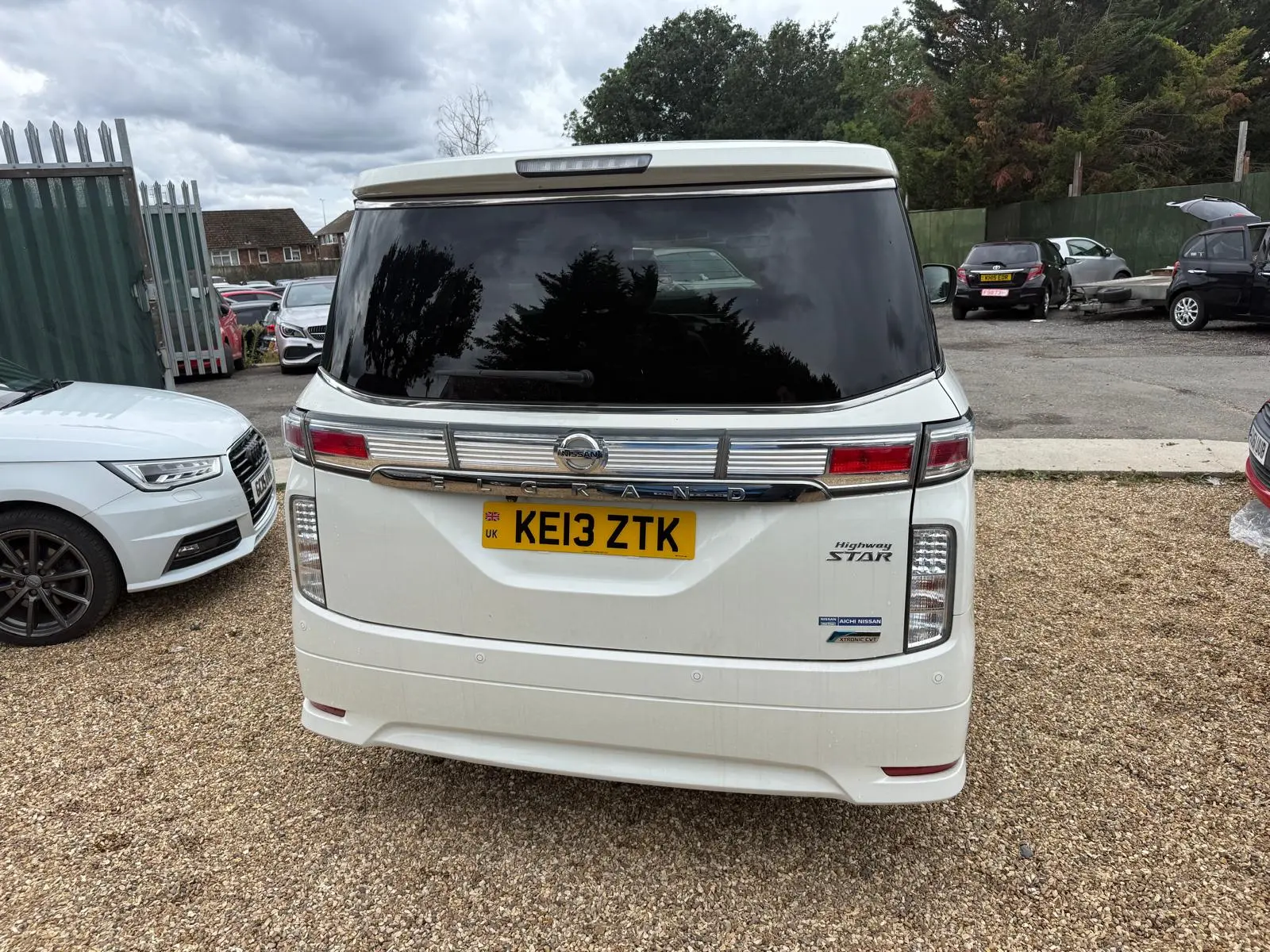 vehicle-media-7