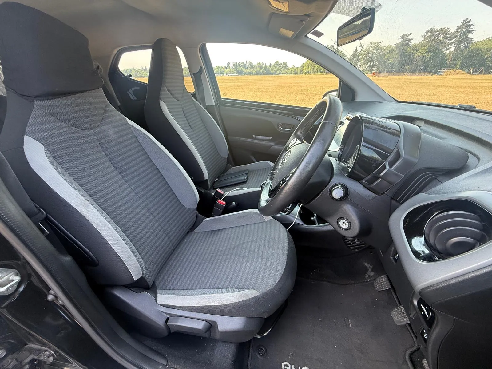 vehicle-media-33