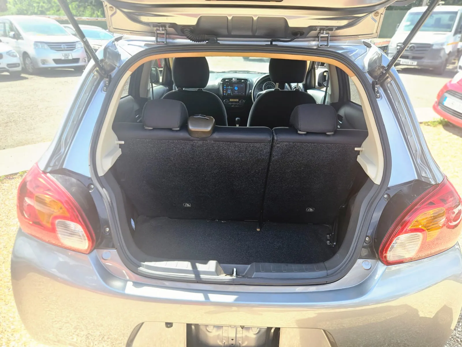 vehicle-media-11