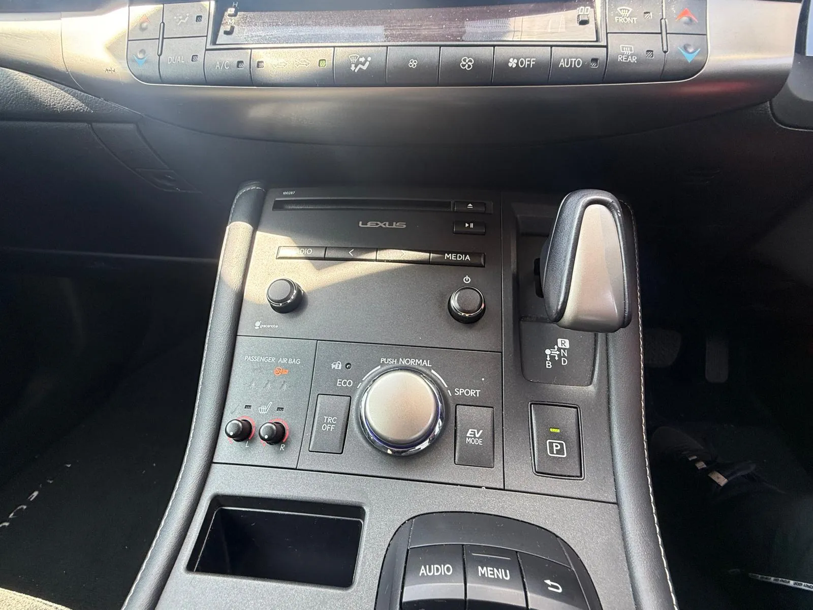 vehicle-media-34