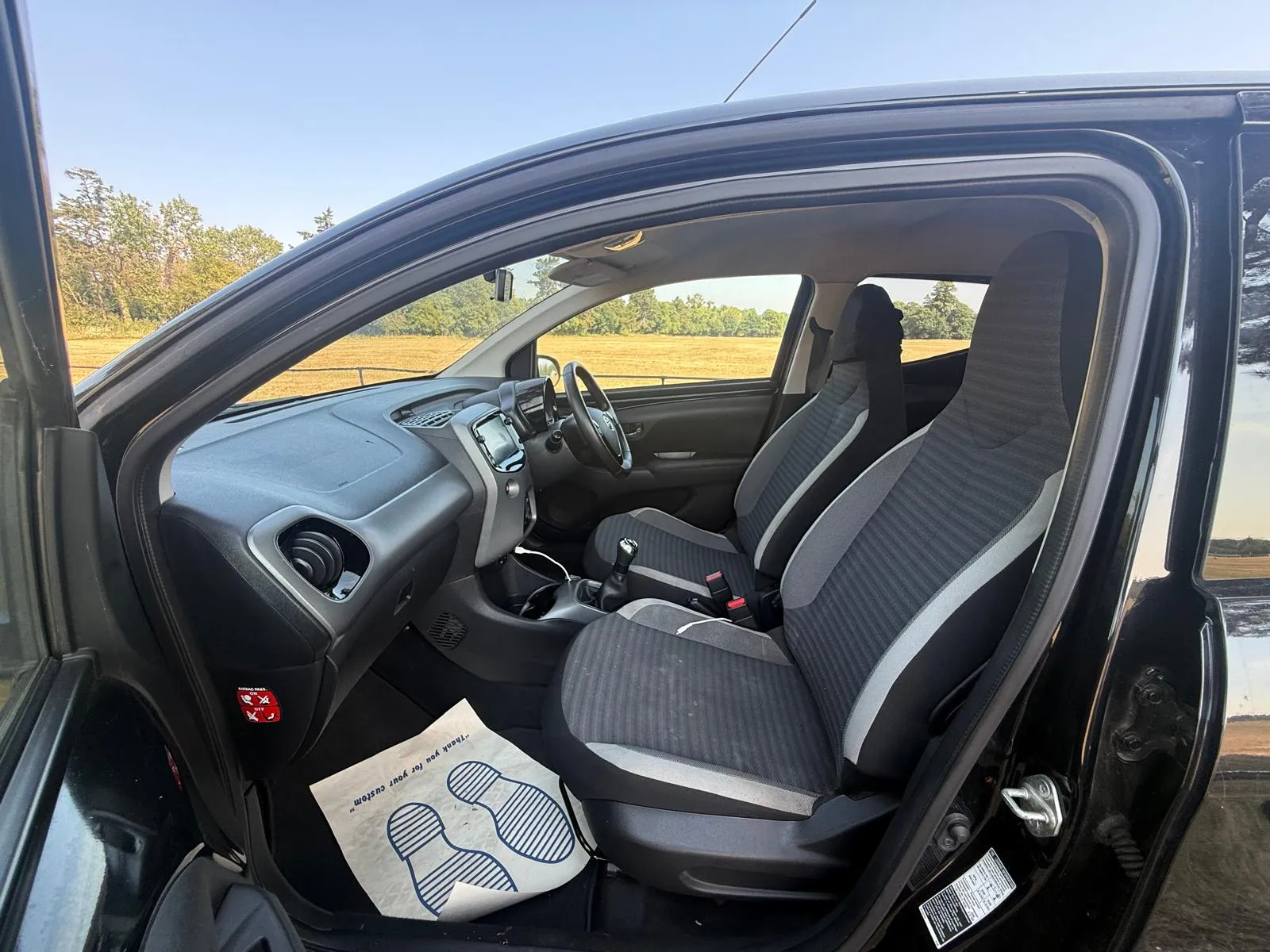 vehicle-media-25
