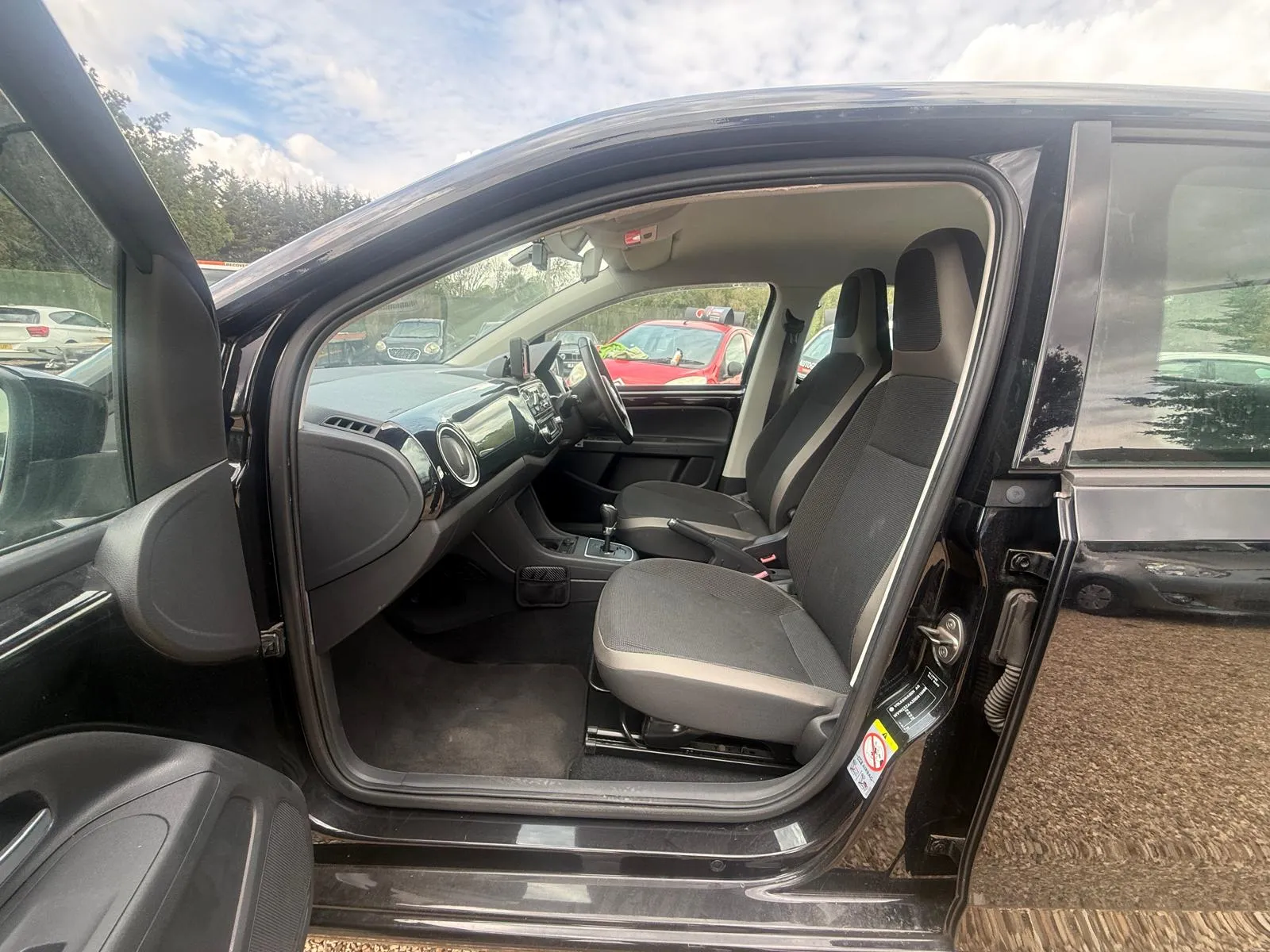vehicle-media-13