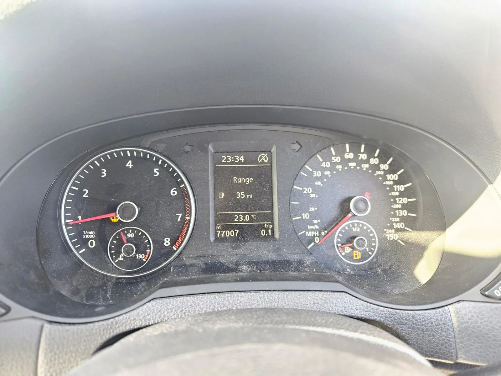 vehicle-media-38