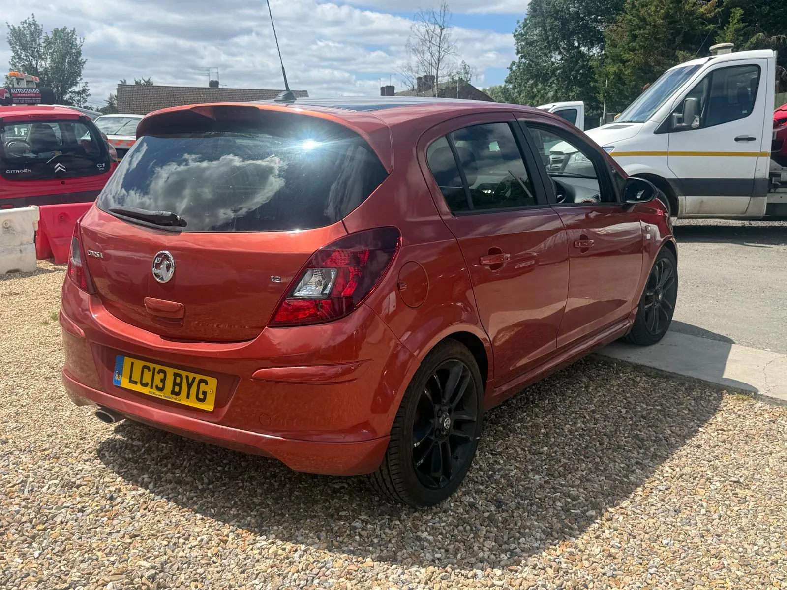 vehicle-media-8