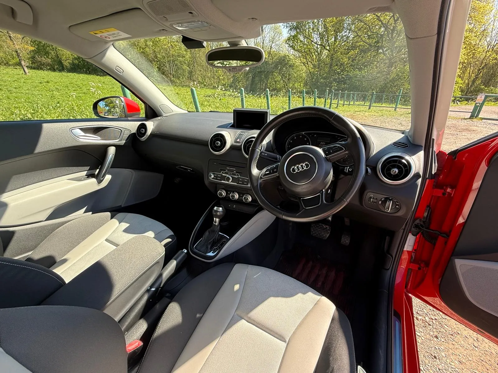 vehicle-media-16