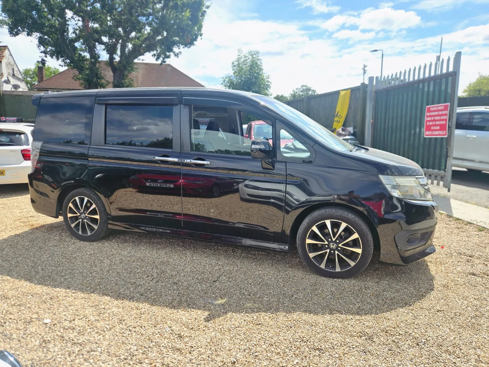 vehicle-media-7