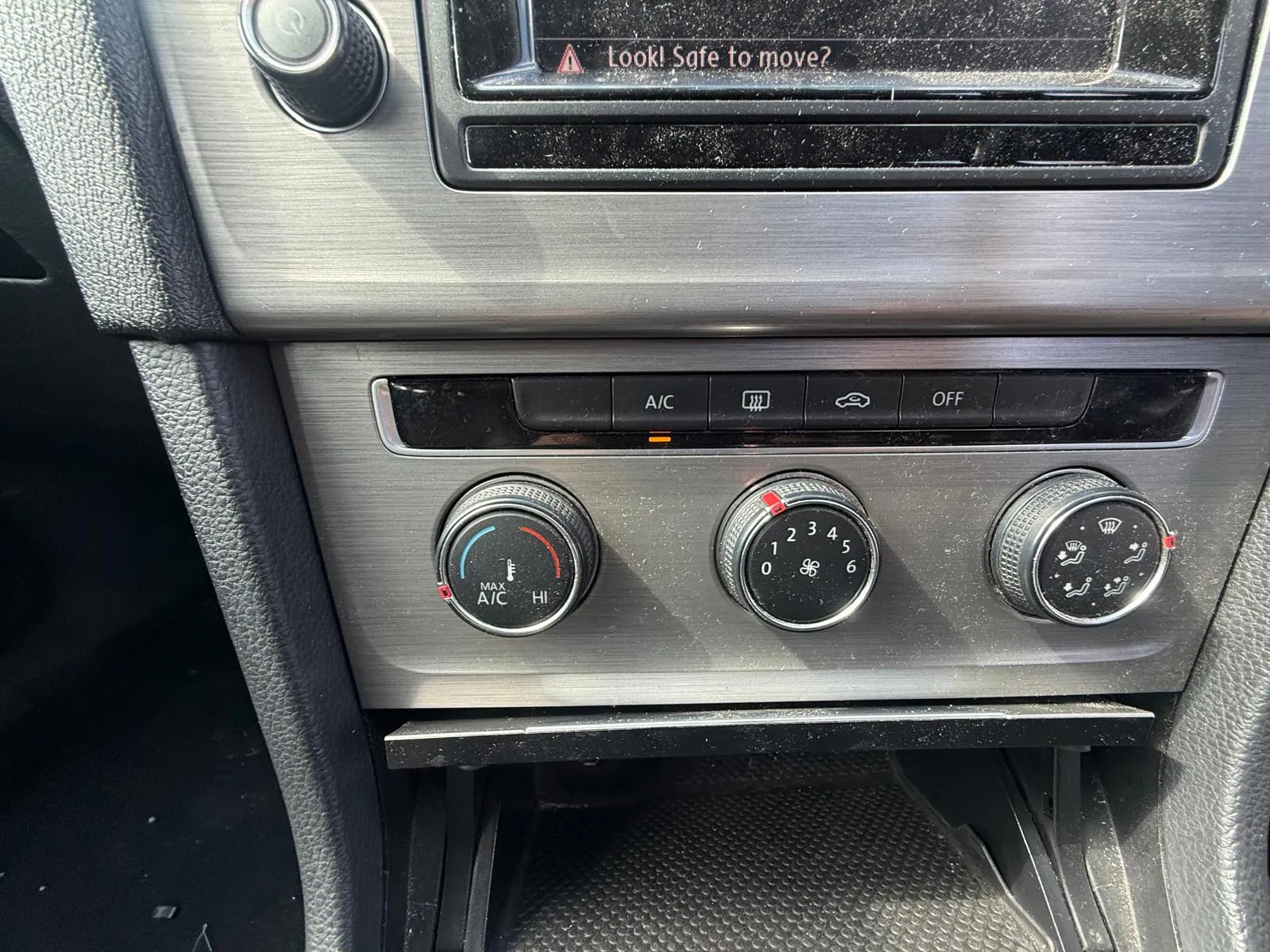 vehicle-media-36
