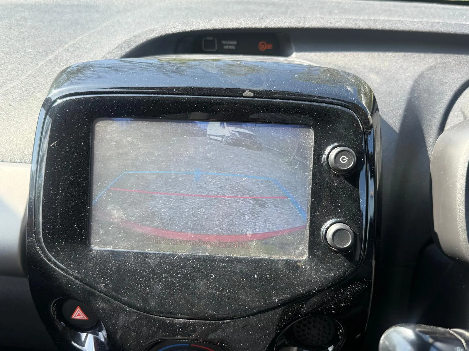 vehicle-media-27