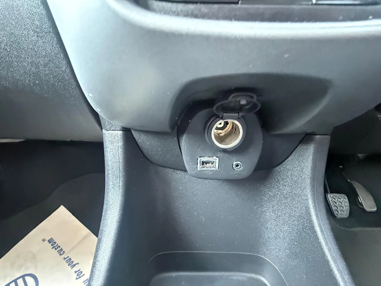 vehicle-media-19