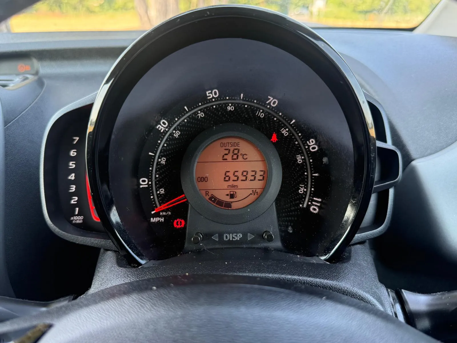 vehicle-media-15