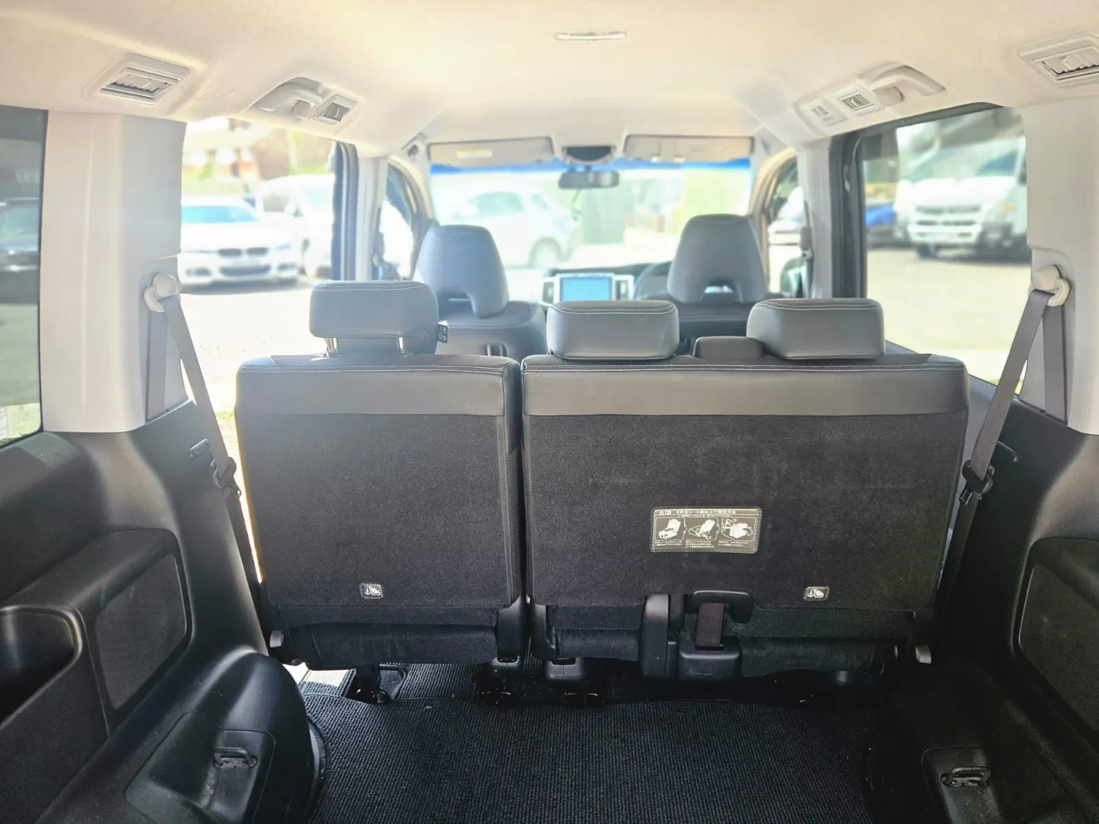 vehicle-media-15