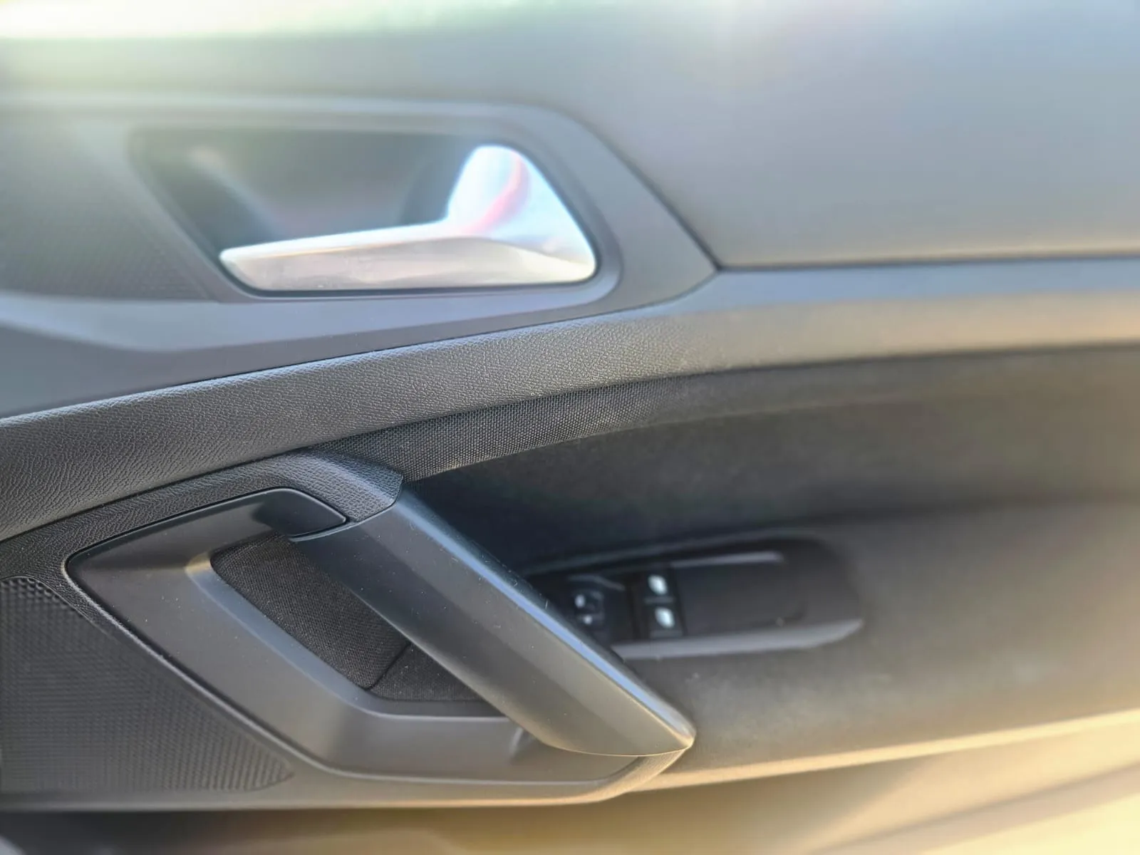 vehicle-media-15