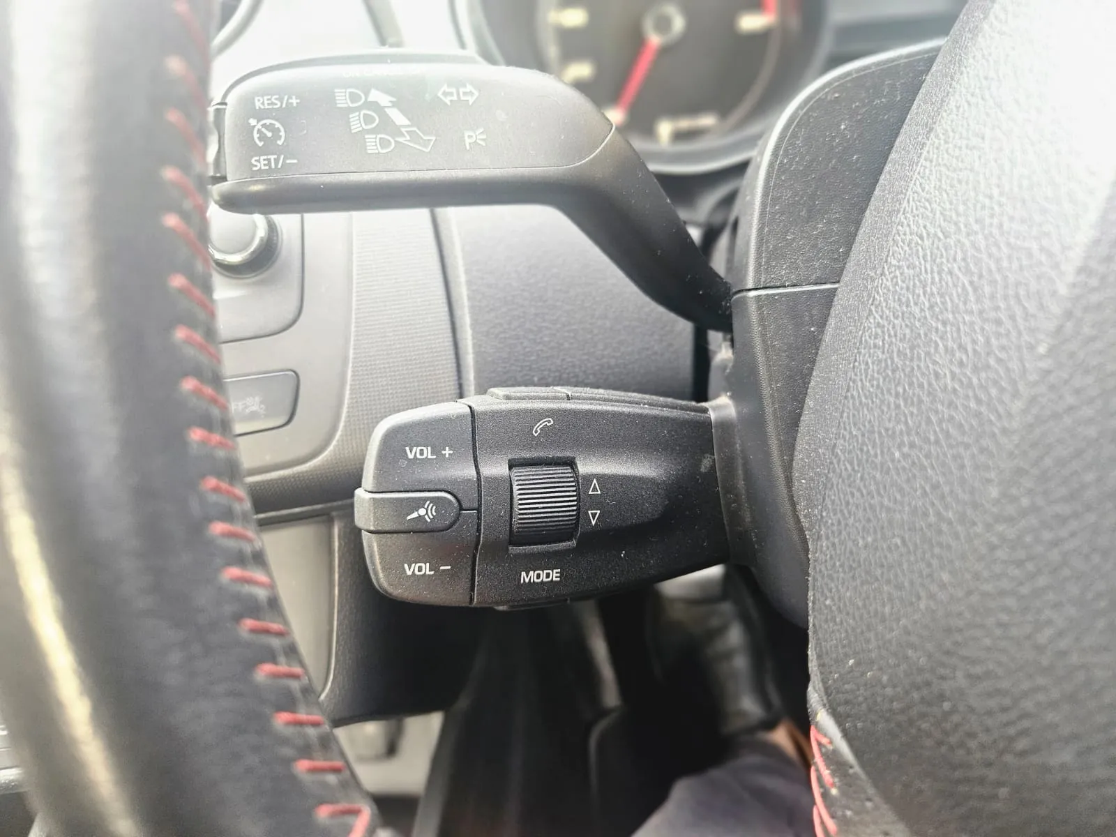 vehicle-media-20