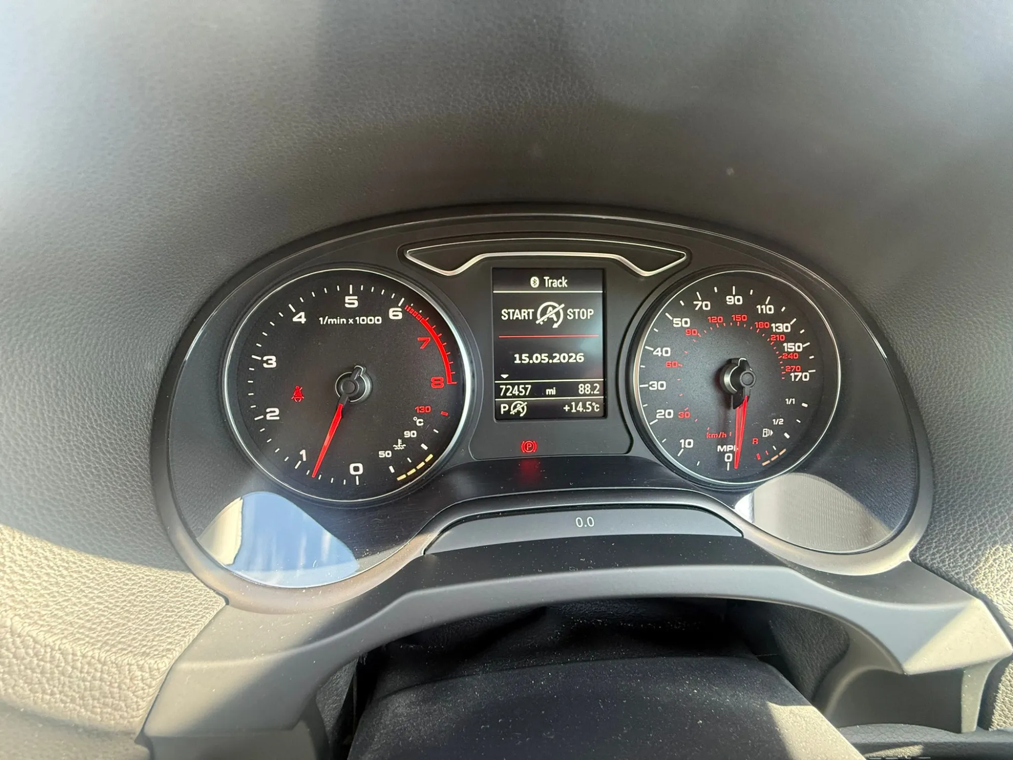 vehicle-media-27