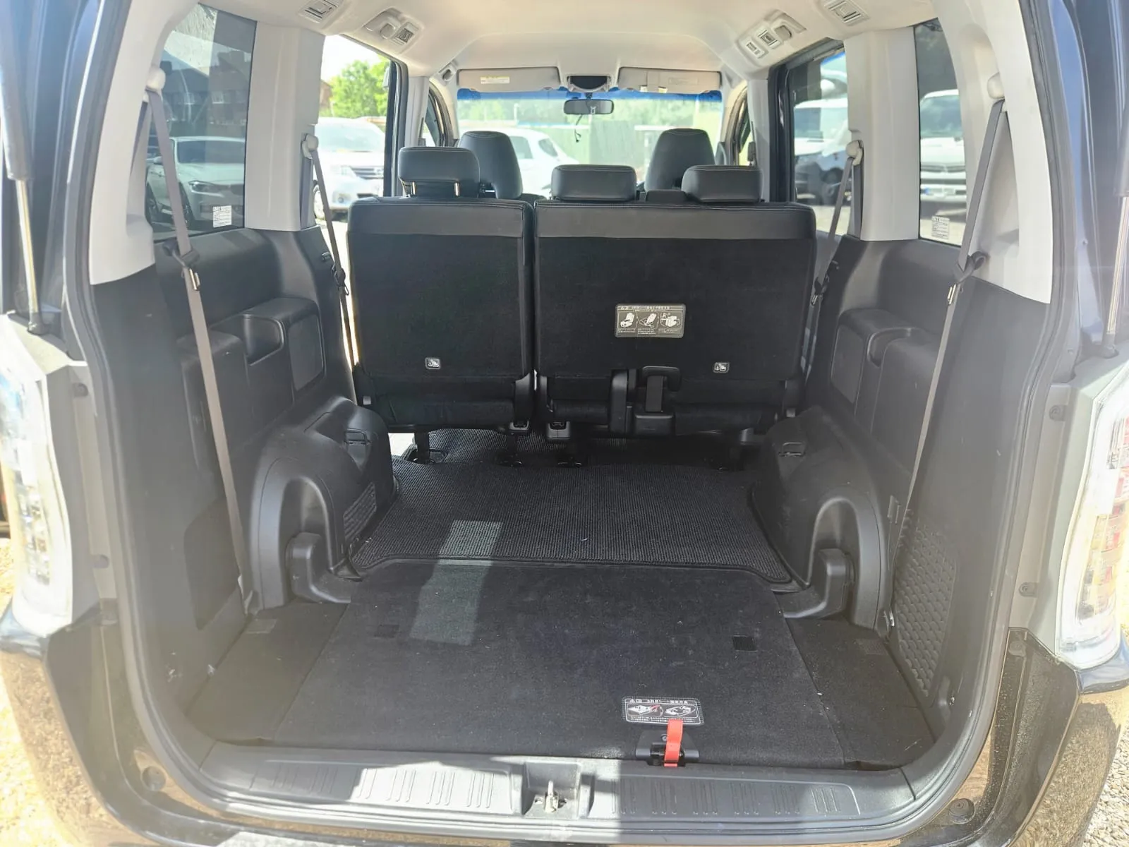 vehicle-media-14
