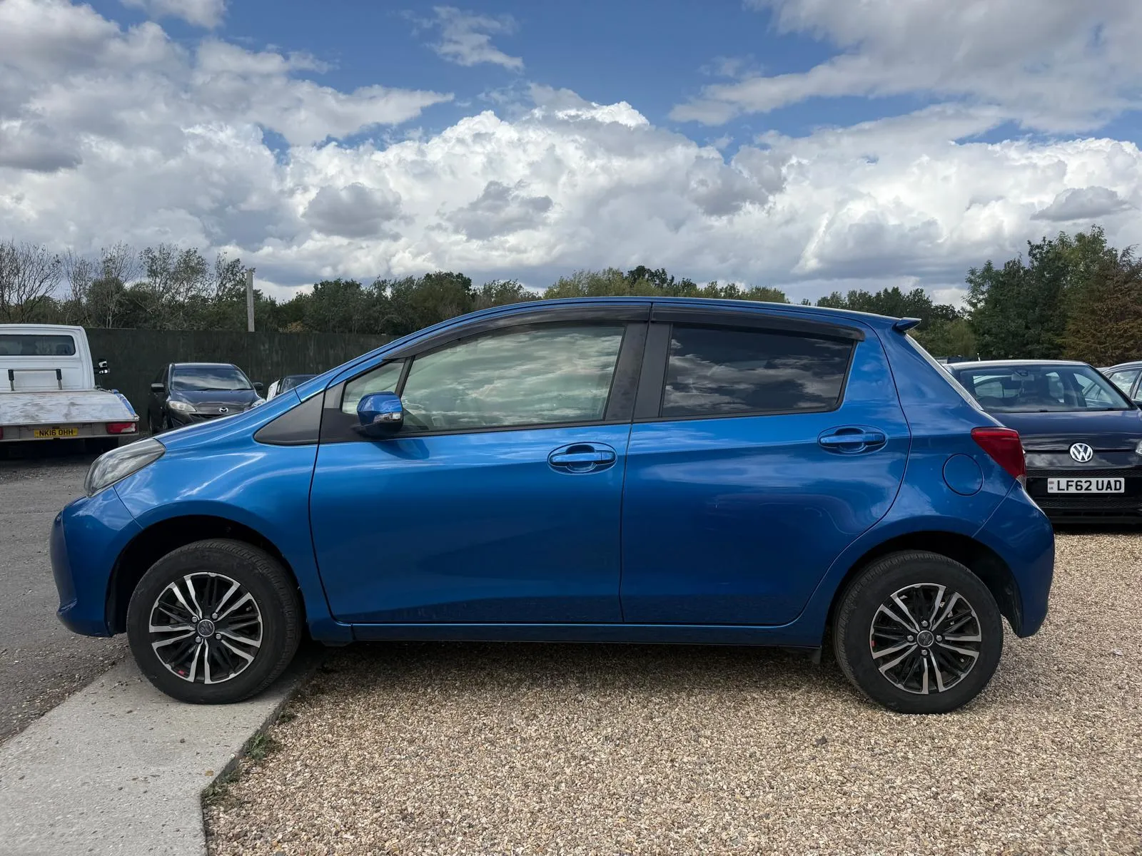 vehicle-media-14