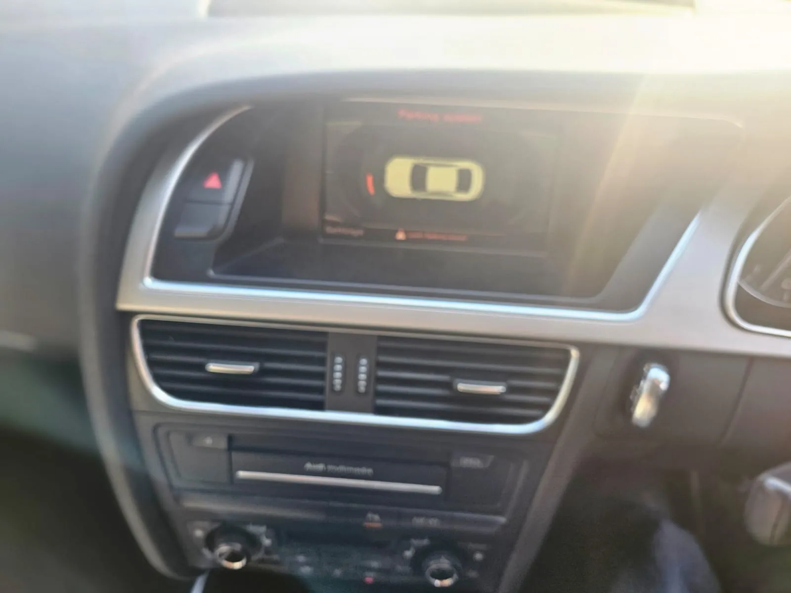 vehicle-media-26