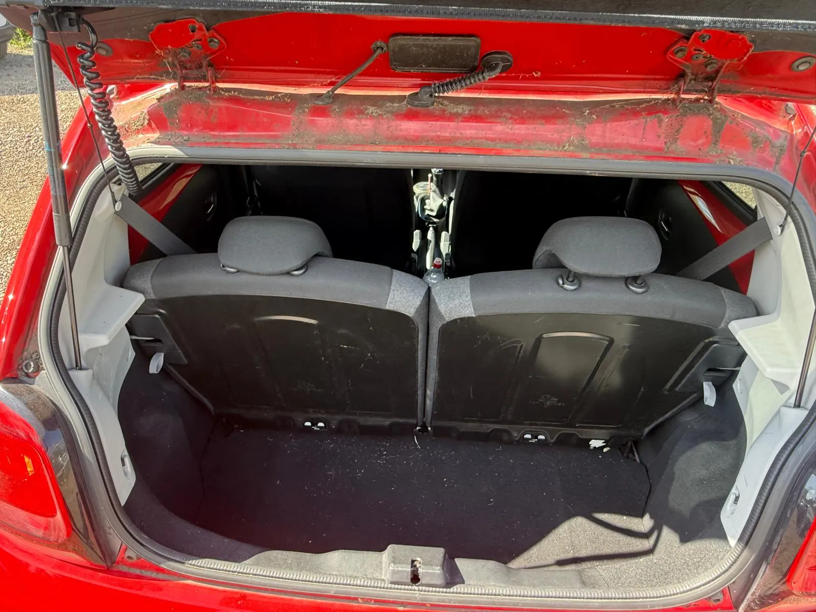 vehicle-media-12