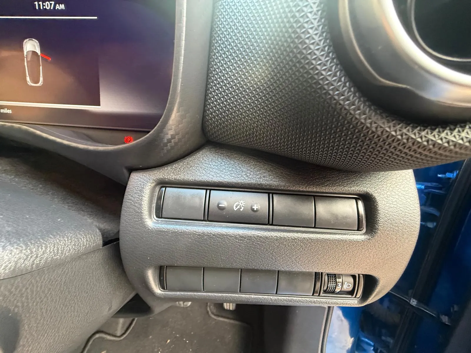 vehicle-media-27