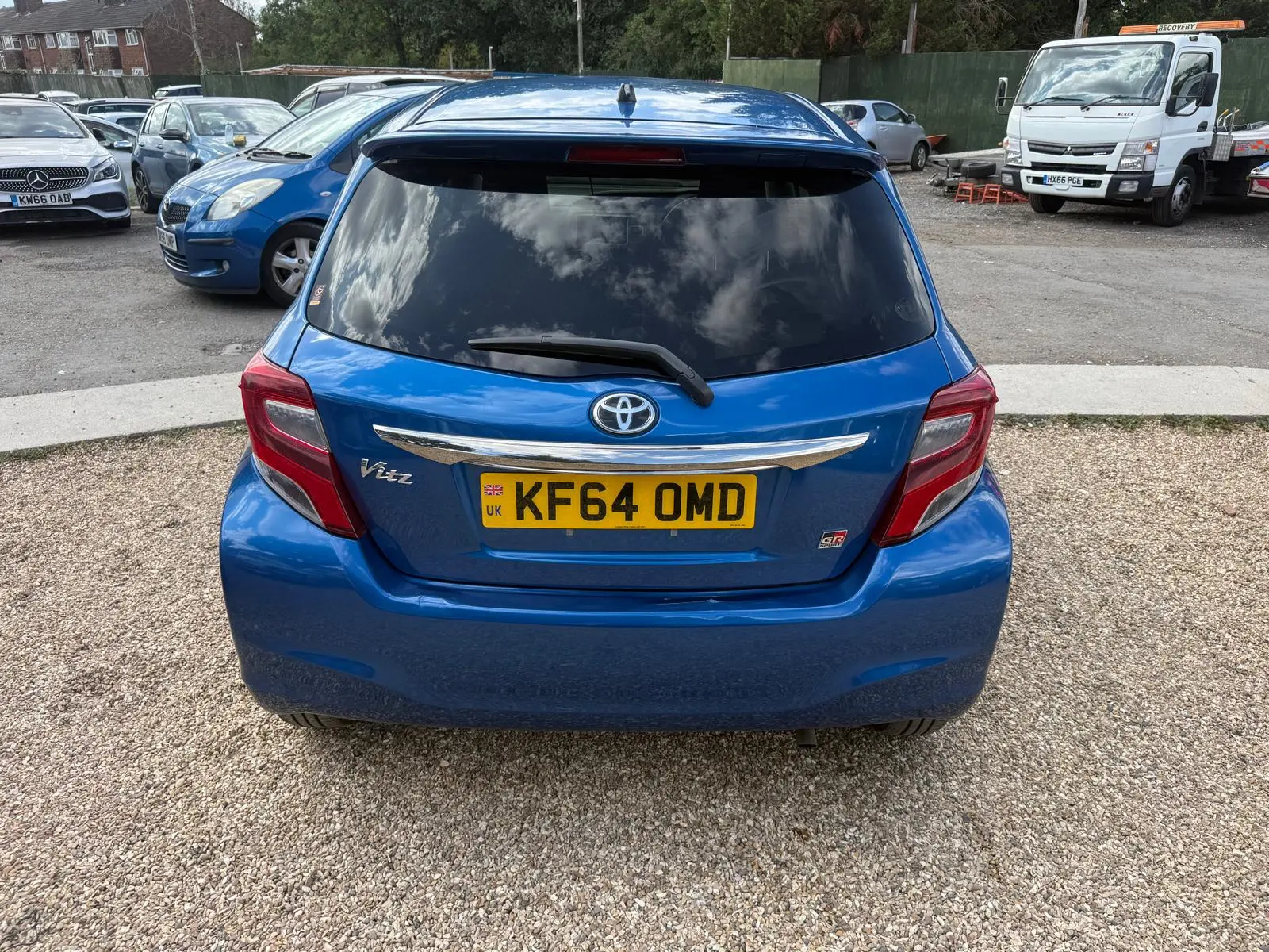 vehicle-media-12