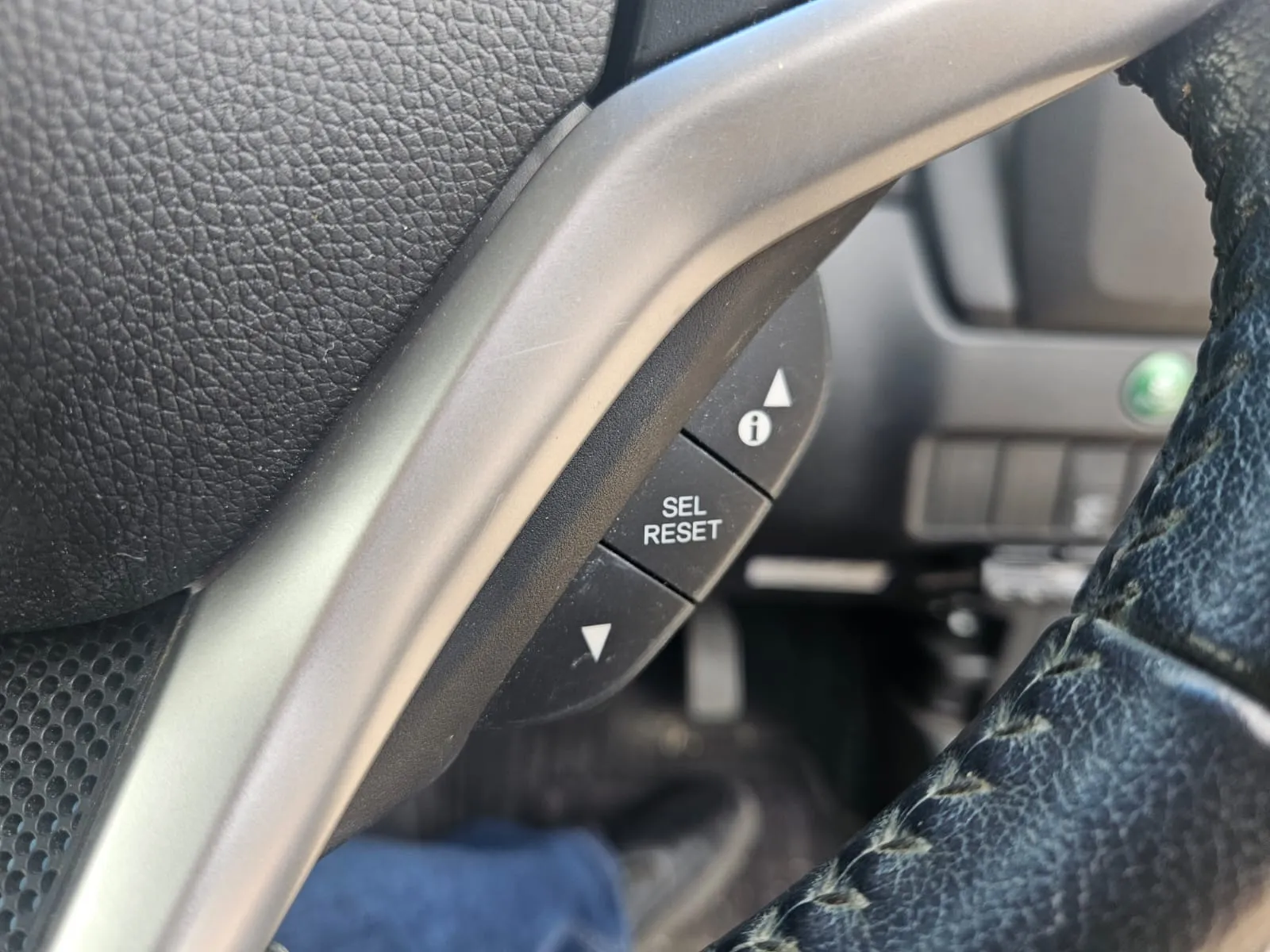 vehicle-media-22