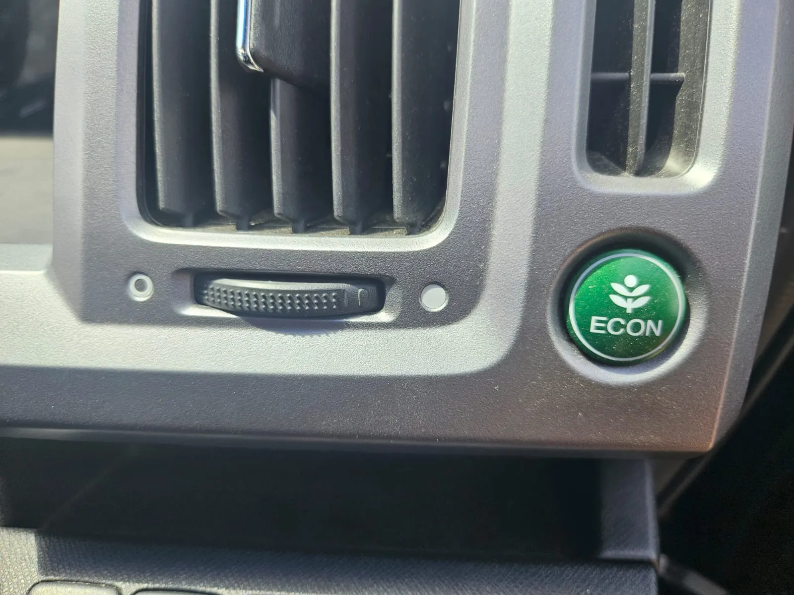 vehicle-media-25