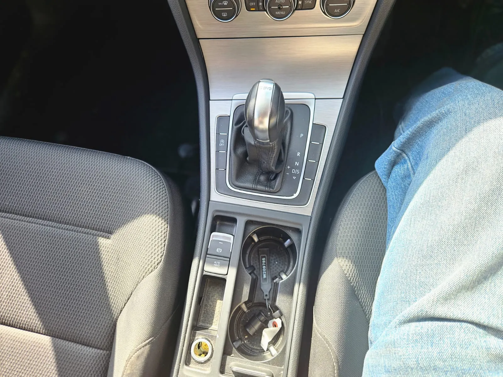 vehicle-media-30