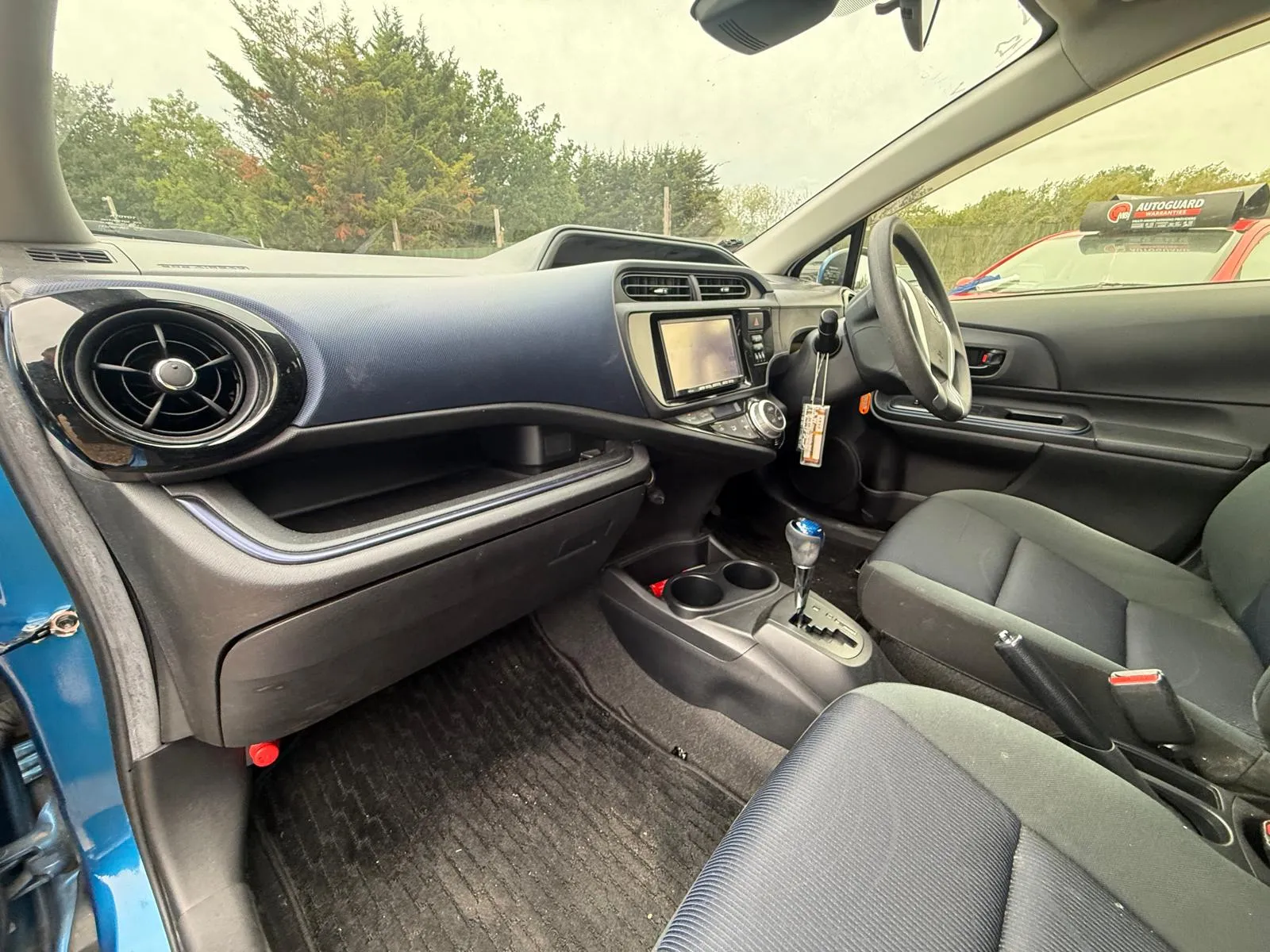 vehicle-media-16
