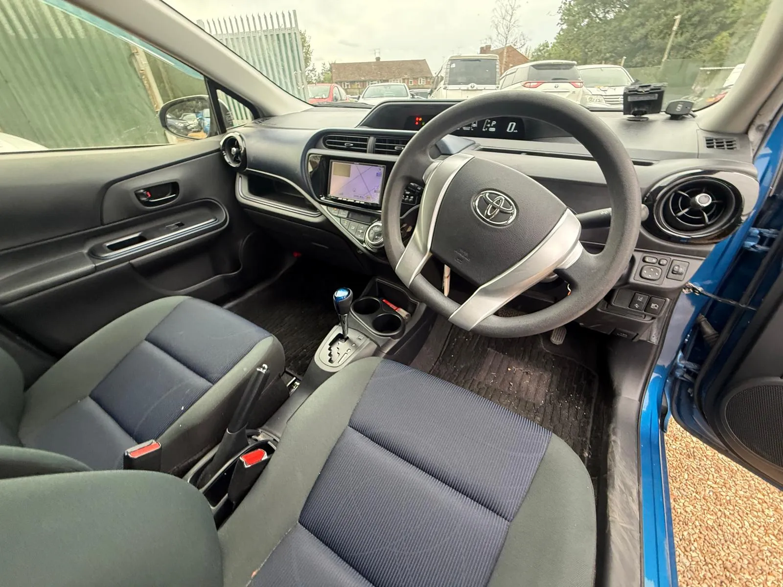vehicle-media-26