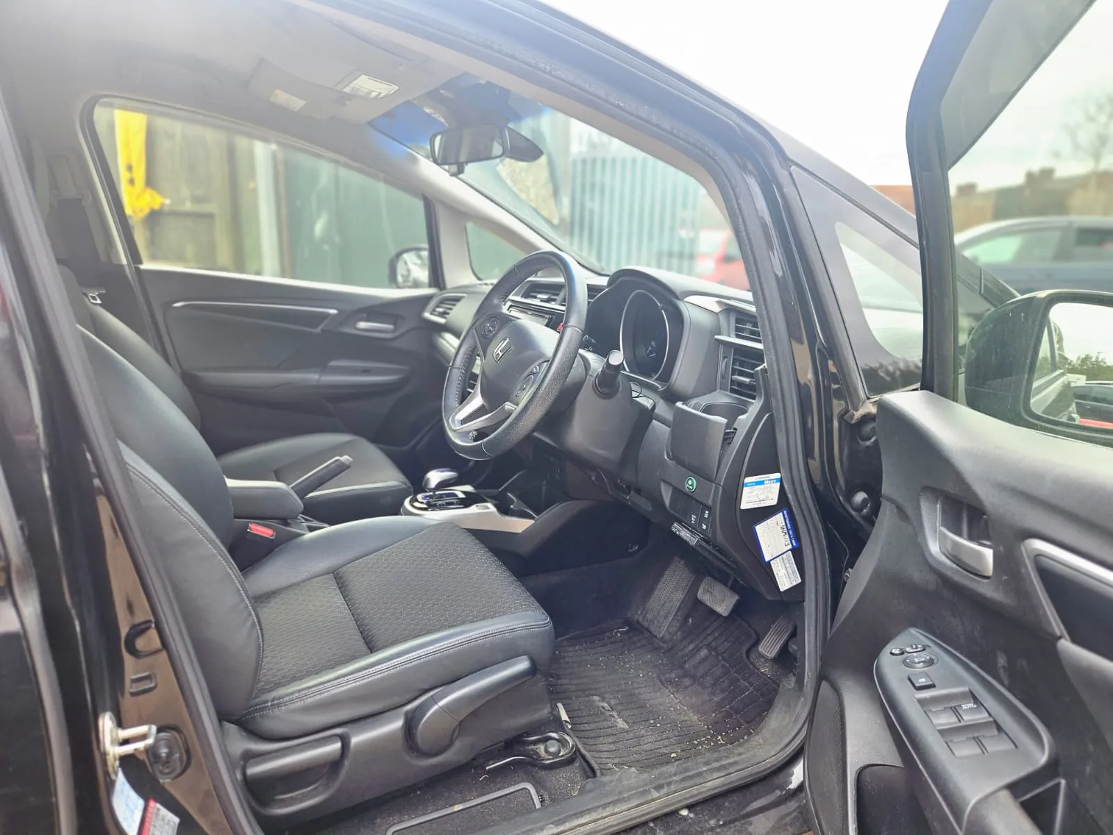 vehicle-media-18