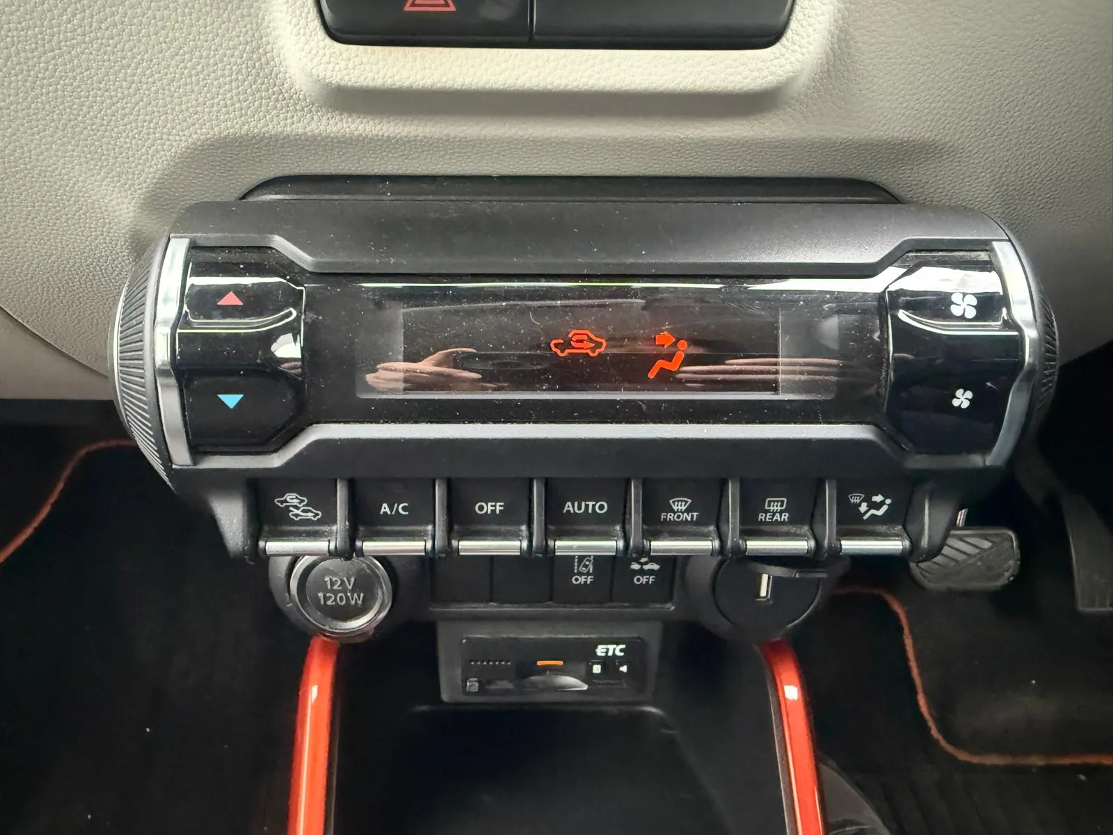 vehicle-media-16