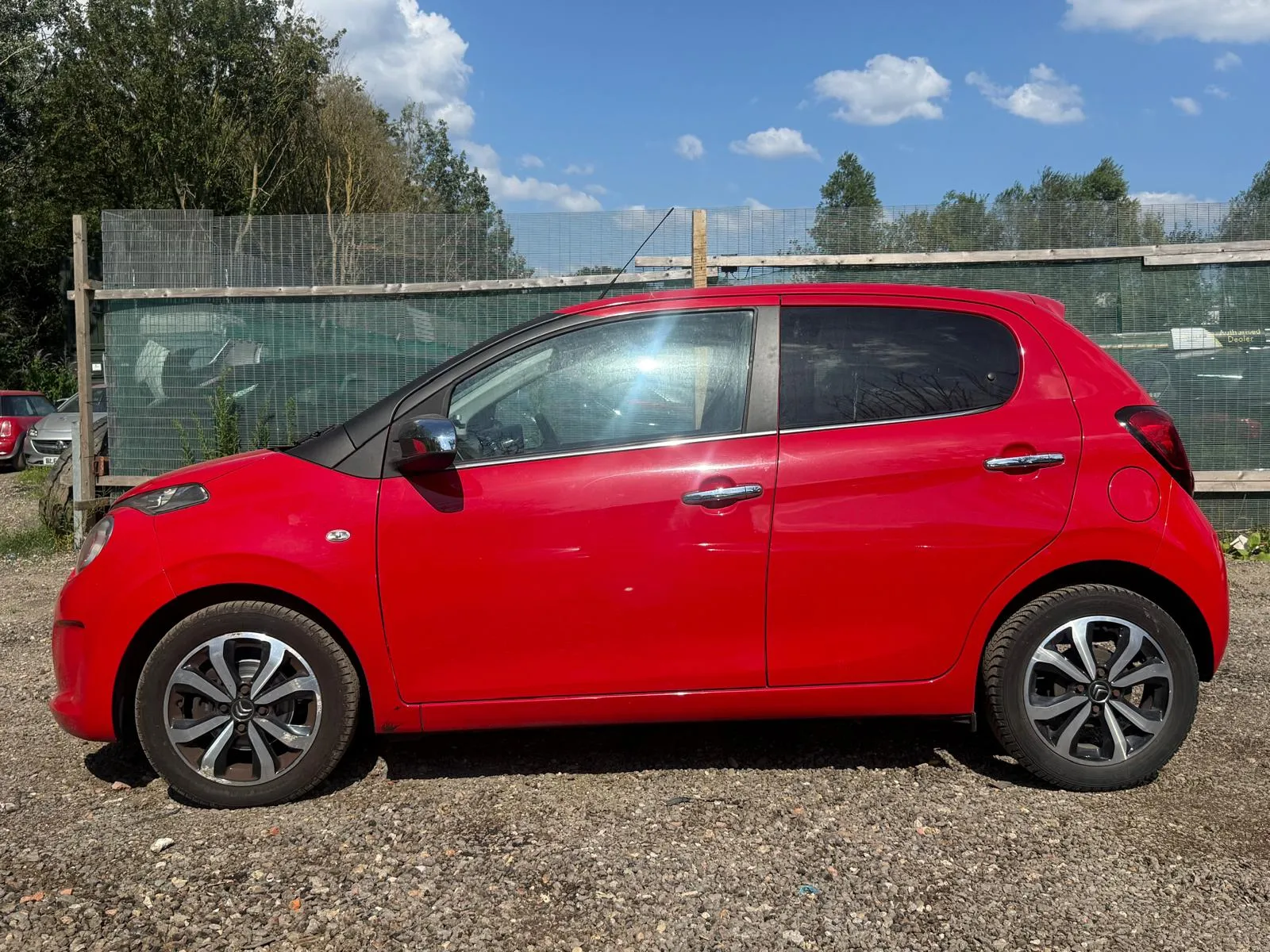 vehicle-media-6