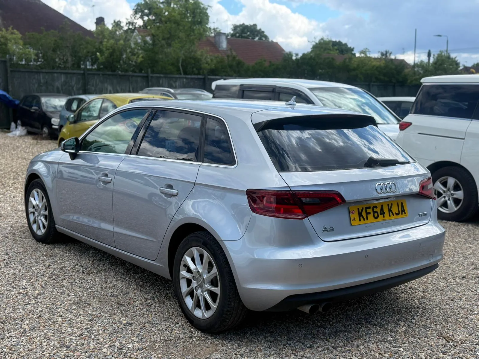 vehicle-media-10