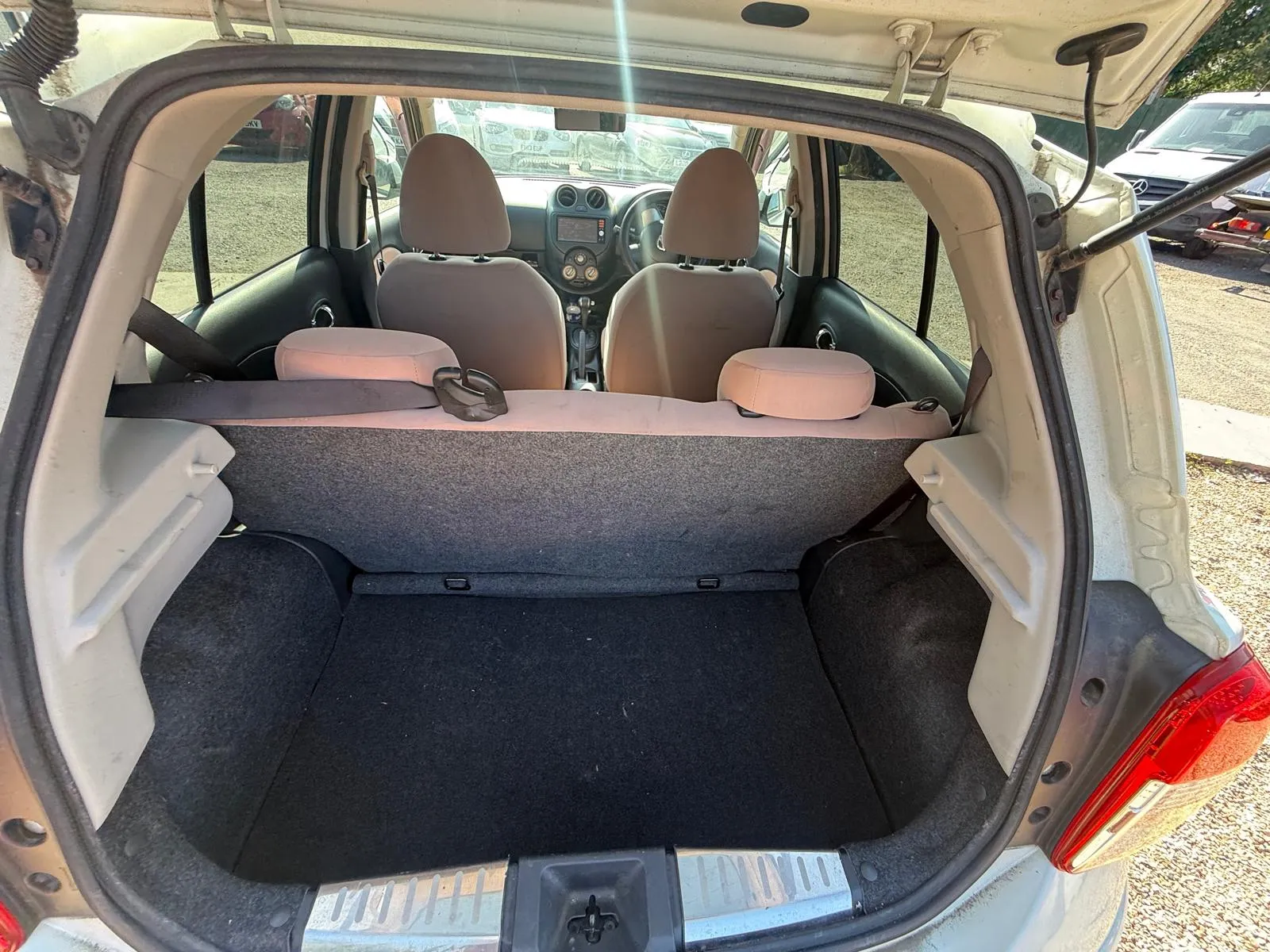 vehicle-media-15