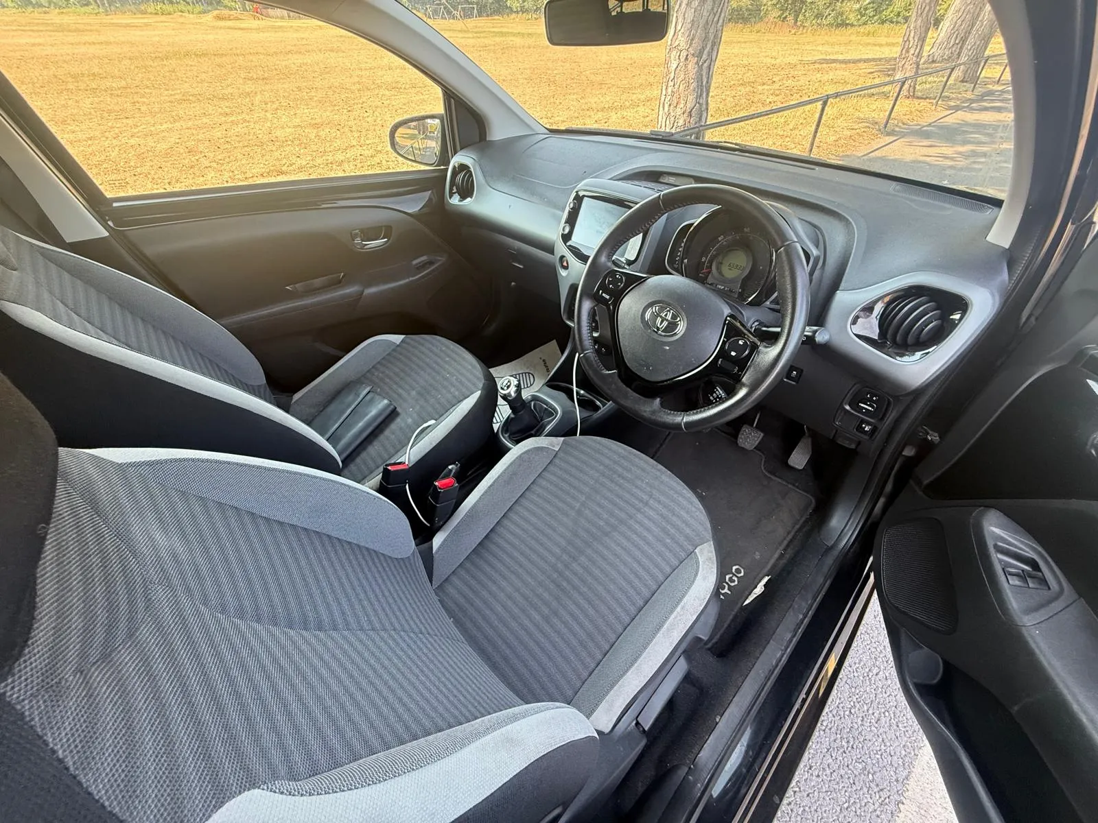 vehicle-media-28