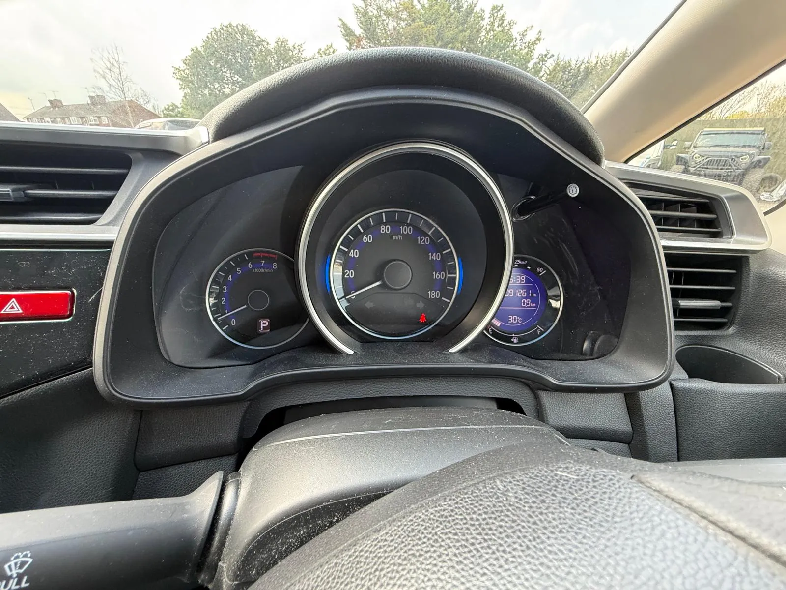 vehicle-media-20
