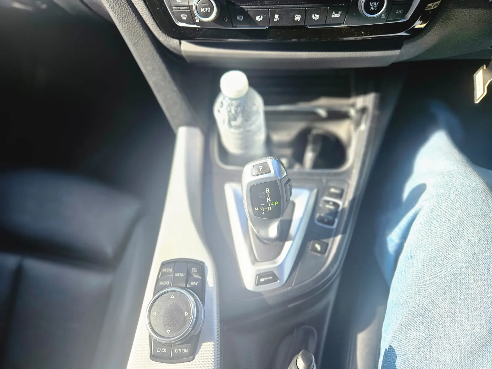 vehicle-media-28