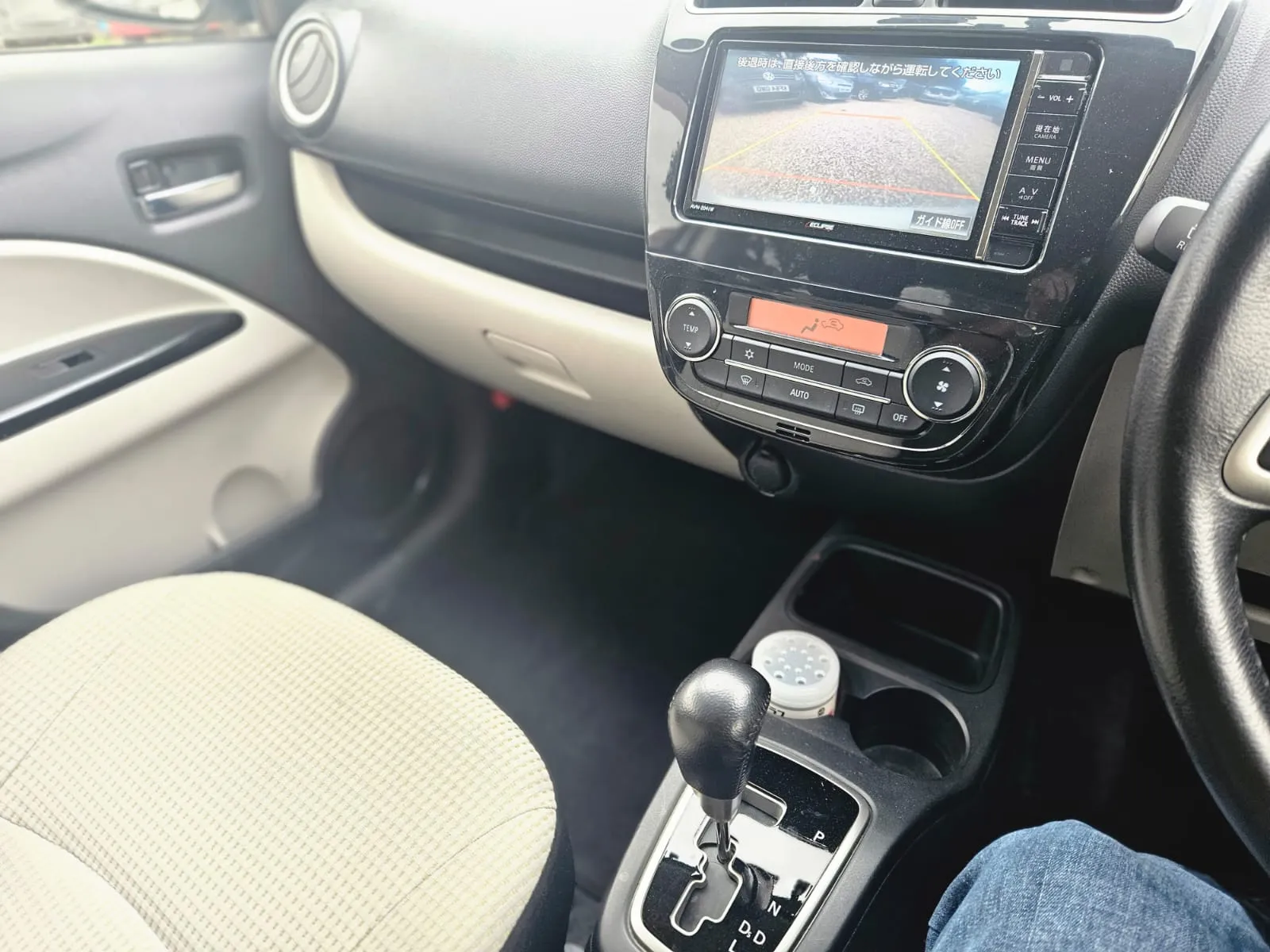 vehicle-media-28