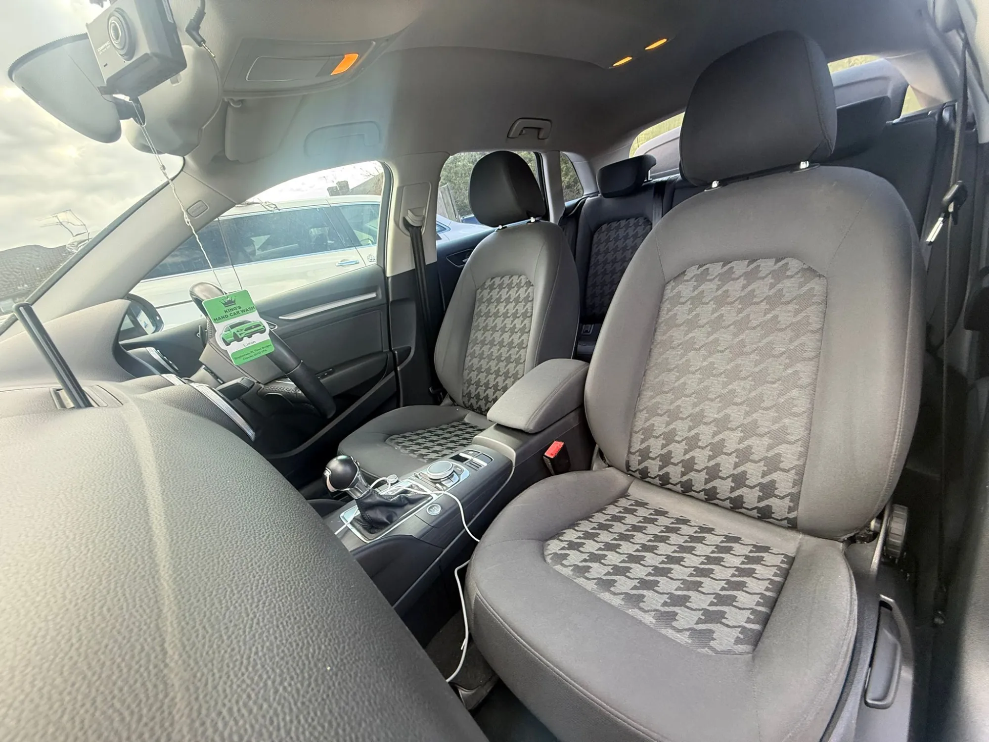 vehicle-media-20