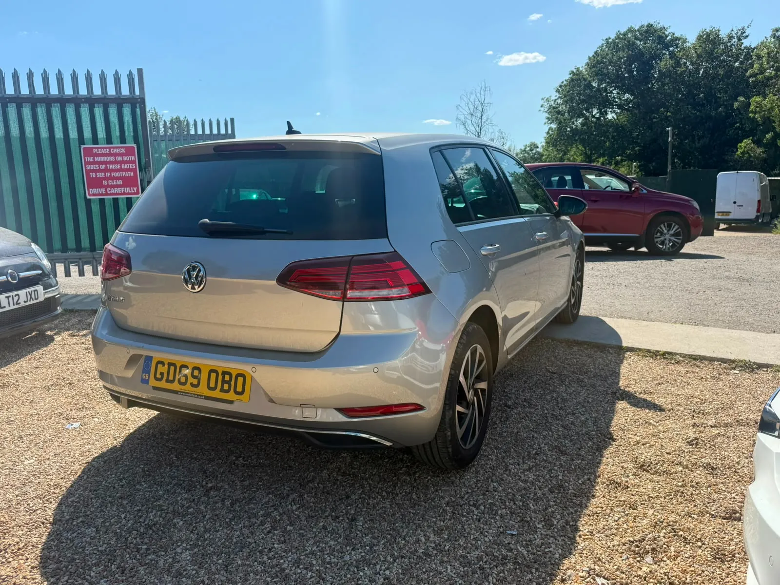 vehicle-media-10