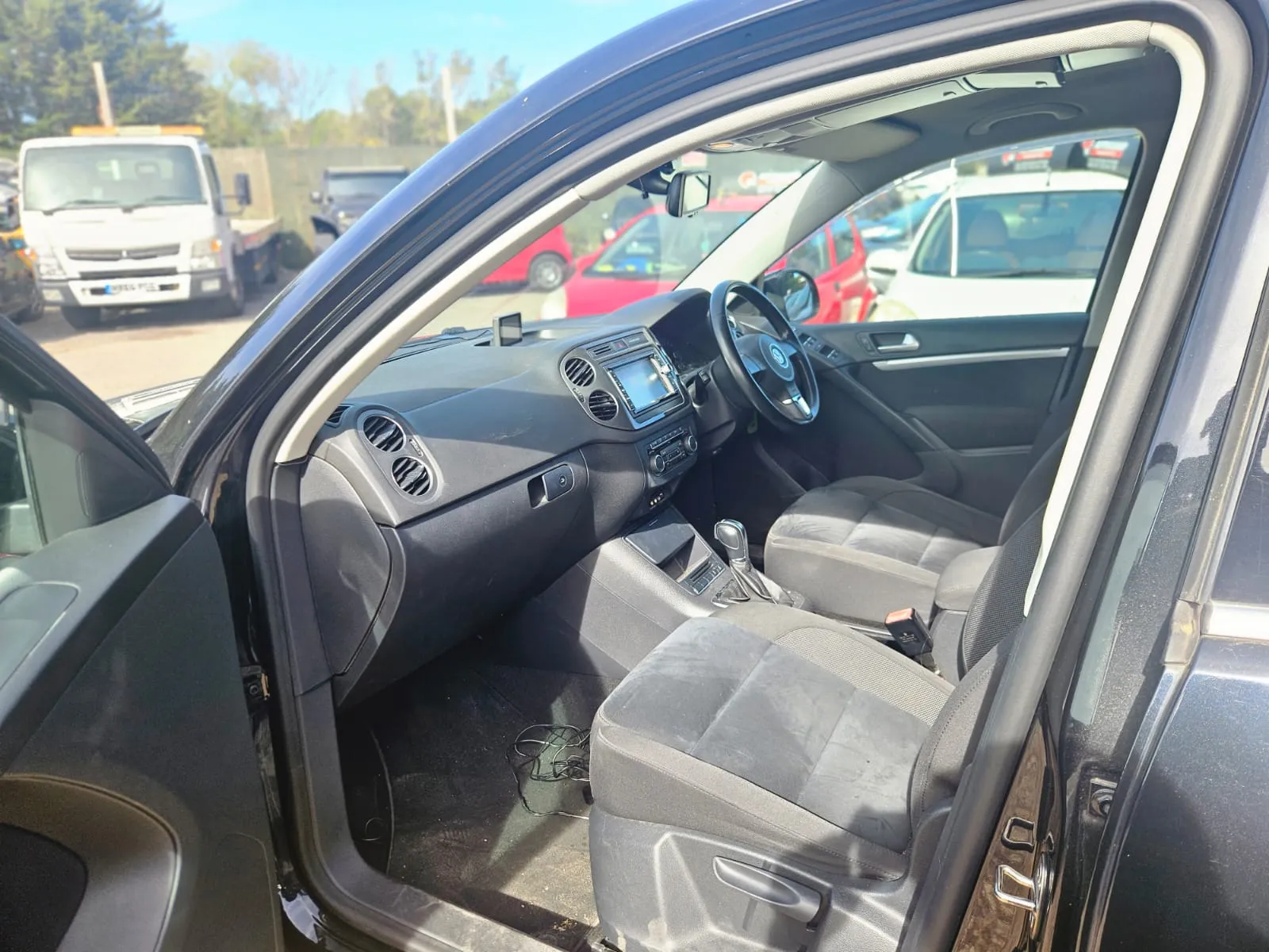 vehicle-media-32