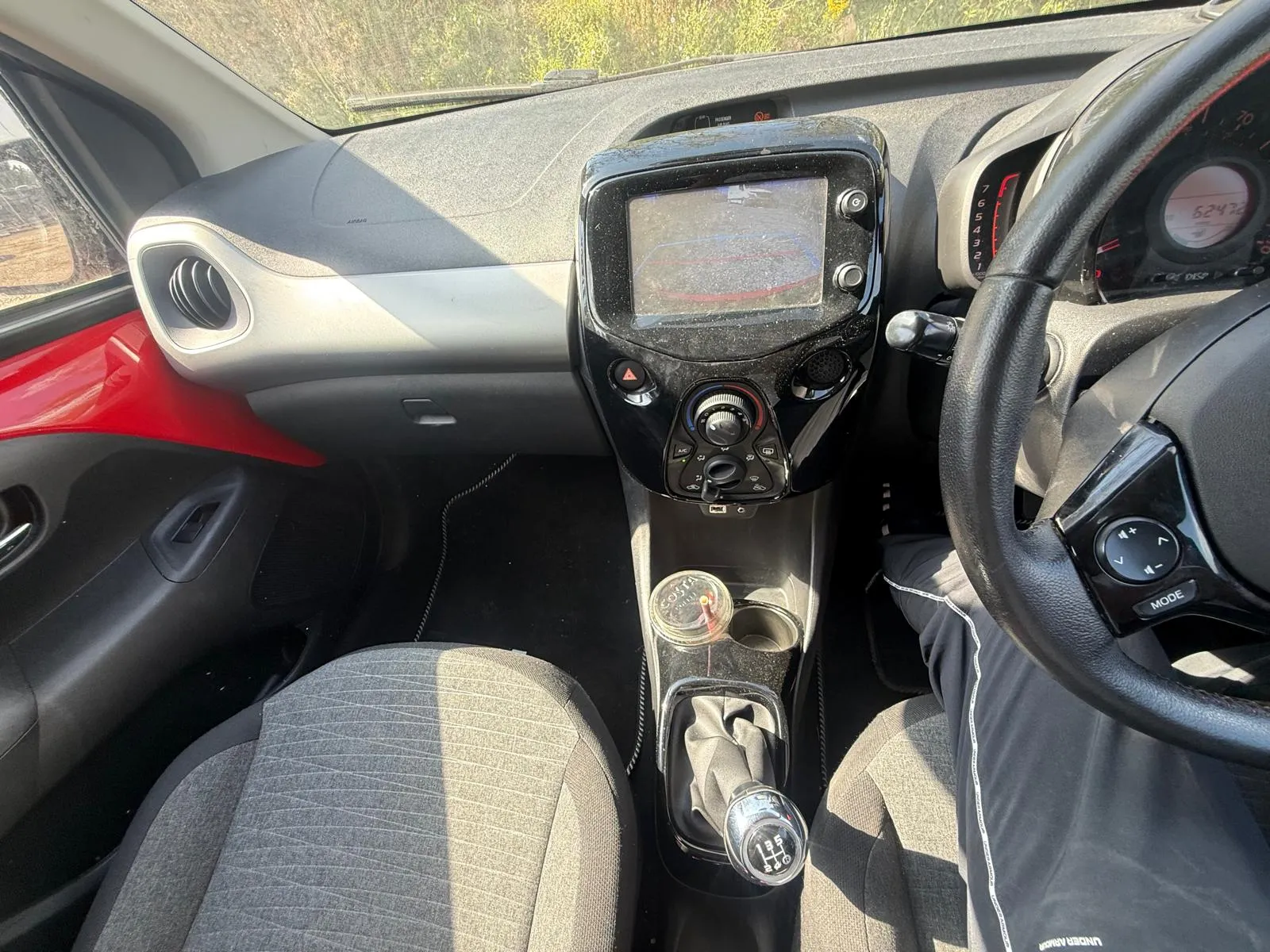 vehicle-media-28