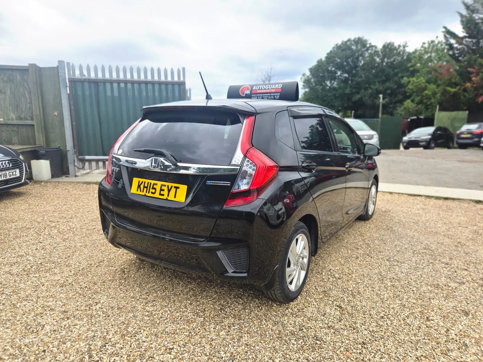 vehicle-media-8